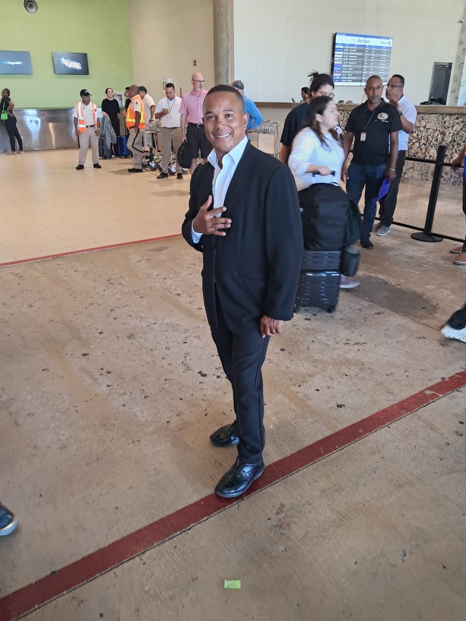 Andy waiting in the arrivals hall at Punta Cana Airport